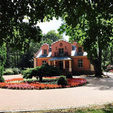 Willa Różana Naleczow Exterior foto